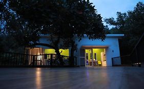 Blue Valley Estate-Mountain View Villa